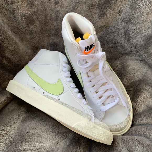 blazer mid 77 barely volt